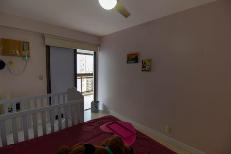 Apartamento à venda com 190m², 4 quartos e 2 vagas Apartamento à venda com 190m², 4 quartos e 2 vagasSuíte 3