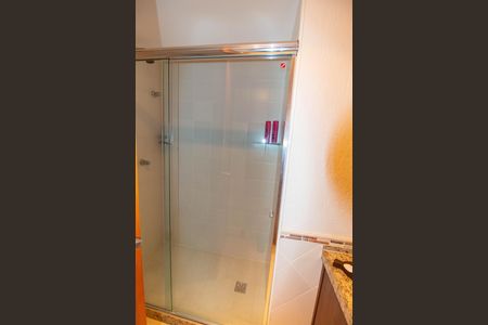 Apartamento à venda com 190m², 4 quartos e 2 vagas Apartamento à venda com 190m², 4 quartos e 2 vagasBanheiro da Suíte 4
