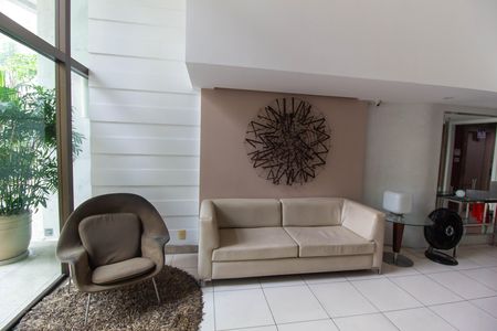 Apartamento à venda com 190m², 4 quartos e 2 vagas Apartamento à venda com 190m², 4 quartos e 2 vagasÁrea comum