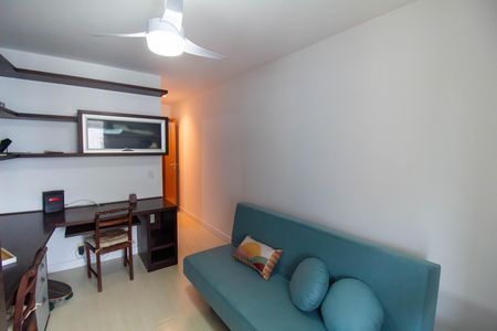 Apartamento à venda com 190m², 4 quartos e 2 vagas Apartamento à venda com 190m², 4 quartos e 2 vagas Suíte 1