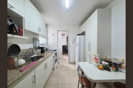 Apartamento para alugar com 80m², 2 quartos e 1 vagaCozinha