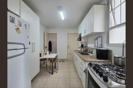 Apartamento para alugar com 80m², 2 quartos e 1 vagaCozinha