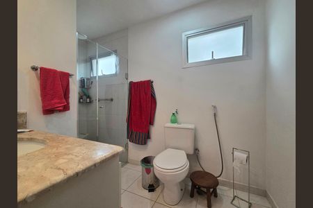 Banheiro da Suíte de apartamento para alugar com 2 quartos, 80m² em Itaim Bibi, São Paulo
