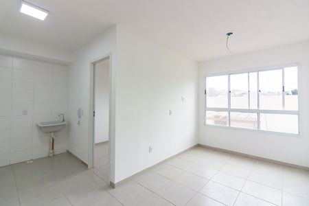 Sala  de apartamento para alugar com 2 quartos, 39m² em Jardim Boa Vista (zona Oeste), Osasco