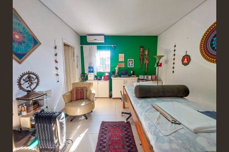 Casa para alugar com 165m², 3 quartos e 2 vagas Casa para alugar com 165m², 3 quartos e 2 vagasSuite