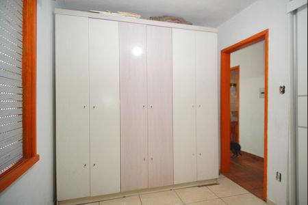 Casa à venda com 299m², 2 quartos e 2 vagasQuarto 