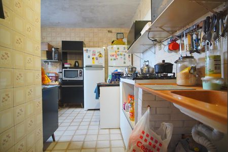 Casa à venda com 299m², 2 quartos e 2 vagasCozinha