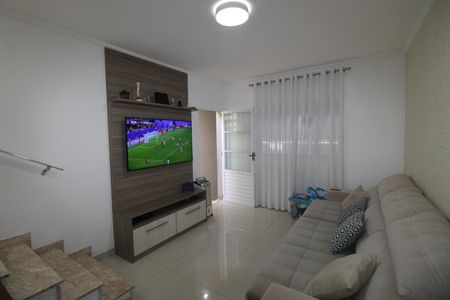Sala de casa à venda com 4 quartos, 98m² em Vila Jacuí, São Paulo