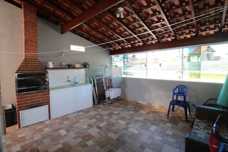 Casa à venda com 98m², 3 quartos e 2 vagasÁrea de Serviço