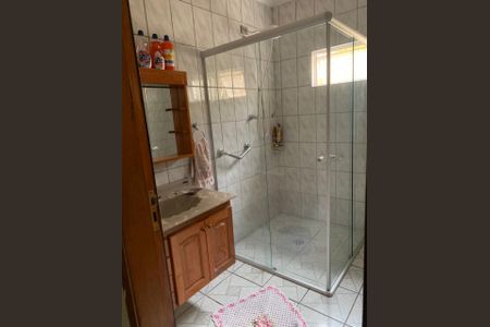 Banheiro de casa à venda com 3 quartos, 168m² em Vila Mariza, São Bernardo do Campo