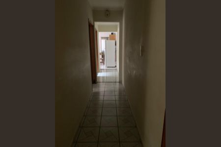 Casa à venda com 168m², 3 quartos e 2 vagasCorredor