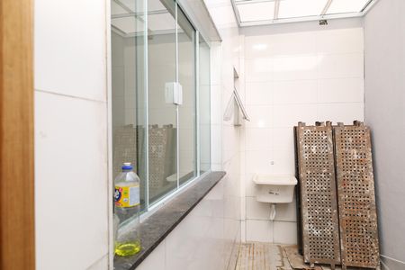 Casa de condomínio para alugar com 70m², 2 quartos e 1 vagaÁrea de Serviço