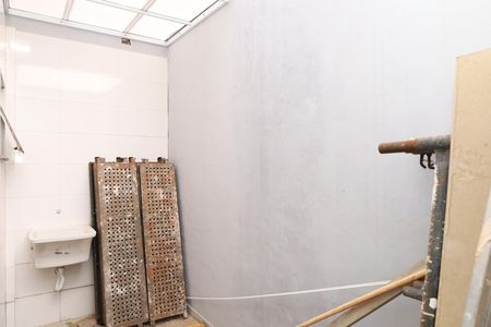 Área de Serviço de casa de condomínio para alugar com 2 quartos, 70m² em Jardim Lucinda, São Paulo