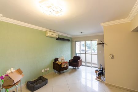 Apartamento à venda com 74m², 3 quartos e 1 vaga Apartamento à venda com 74m², 3 quartos e 1 vagaSala