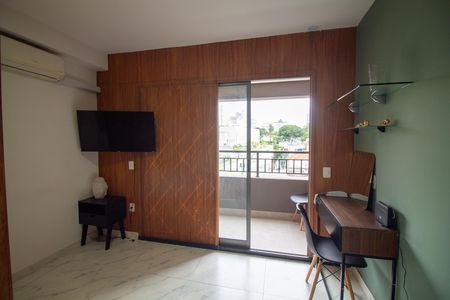 Studio à venda com 27m², 1 quarto e sem vaga Studio à venda com 27m², 1 quarto e sem vagaSala / Quarto - Studio