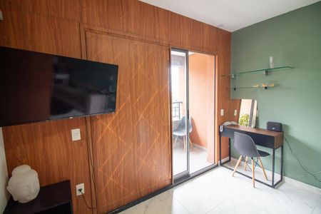 Studio à venda com 27m², 1 quarto e sem vaga Studio à venda com 27m², 1 quarto e sem vagaSala / Quarto - Studio