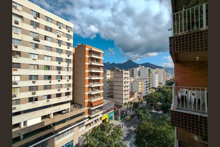 Vista da Sala de apartamento à venda com 1 quarto, 75m² em Vila Isabel, Rio de Janeiro