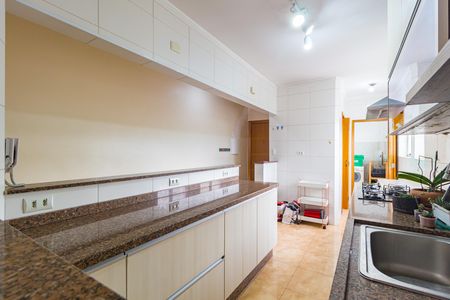 Apartamento à venda com 94m², 3 quartos e 2 vagas Apartamento à venda com 94m², 3 quartos e 2 vagasCozinha