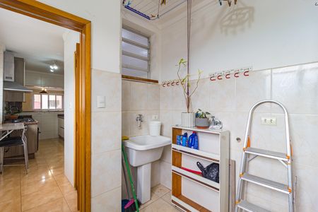 Apartamento à venda com 94m², 3 quartos e 2 vagas Apartamento à venda com 94m², 3 quartos e 2 vagasÁrea de Serviço