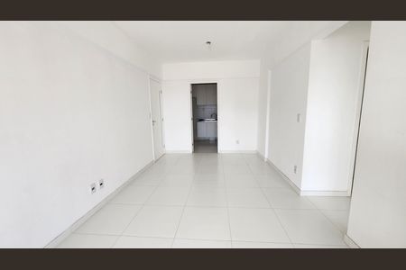 Sala de apartamento para alugar com 3 quartos, 68m² em Acupe, Salvador