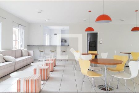 Apartamento para alugar com 49m², 2 quartos e 1 vaga Apartamento para alugar com 49m², 2 quartos e 1 vagaÁrea comum - Salão de festas