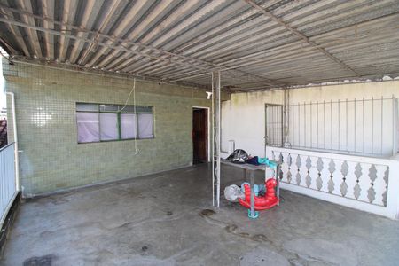 Casa à venda com 200m², 7 quartos e 2 vagasVaranda