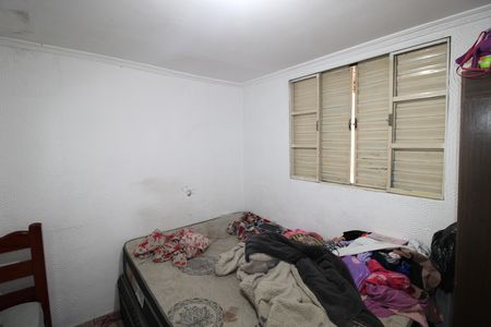Quarto 2 de casa à venda com 7 quartos, 200m² em Jardim Guaianazes, São Paulo