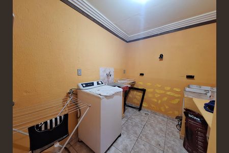 Casa para alugar com 91m², 2 quartos e 2 vagas
