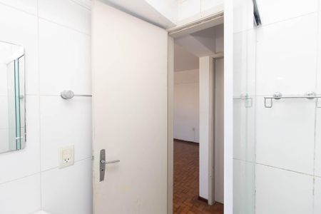 Apartamento à venda com 75m², 2 quartos e 1 vaga Apartamento à venda com 75m², 2 quartos e 1 vagaBanheiro