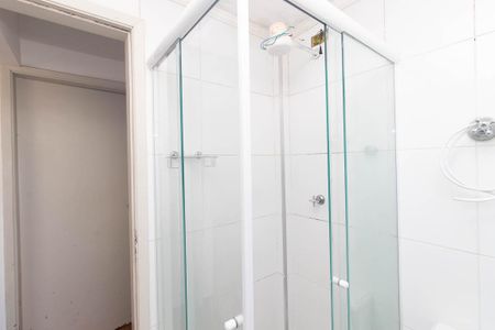 Apartamento à venda com 75m², 2 quartos e 1 vaga Apartamento à venda com 75m², 2 quartos e 1 vagaBanheiro