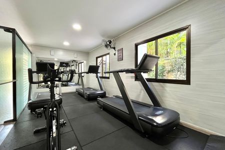 Apartamento à venda com 169m², 3 quartos e 4 vagas Apartamento à venda com 169m², 3 quartos e 4 vagasÁrea comum - Academia