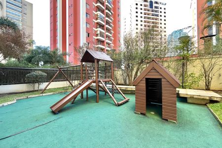 Apartamento à venda com 169m², 3 quartos e 4 vagas