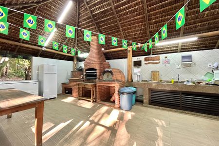 Apartamento à venda com 169m², 3 quartos e 4 vagas Apartamento à venda com 169m², 3 quartos e 4 vagasÁrea comum - Churrasqueira