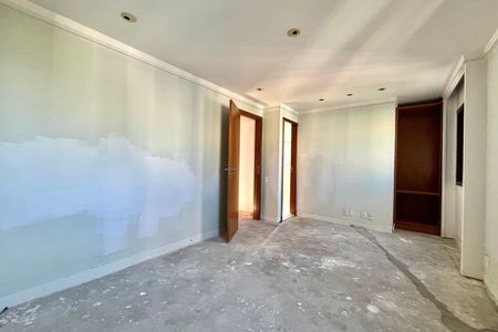 Apartamento à venda com 169m², 3 quartos e 4 vagas Apartamento à venda com 169m², 3 quartos e 4 vagasSuite 1