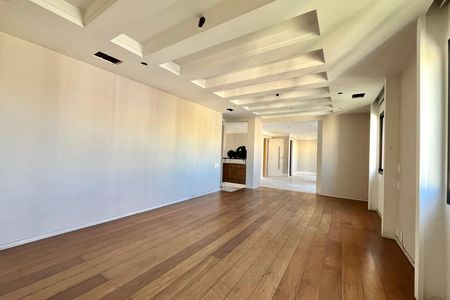 Apartamento à venda com 169m², 3 quartos e 4 vagas Apartamento à venda com 169m², 3 quartos e 4 vagasSala