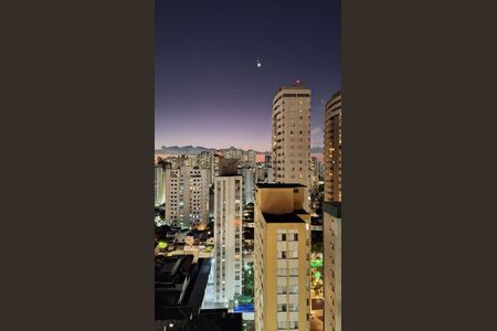 Apartamento à venda com 68m², 2 quartos e 2 vagasVista