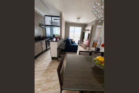 Cozinha de apartamento à venda com 2 quartos, 46m² em Quitaúna, Osasco