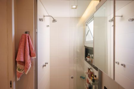 Apartamento para alugar com 161m², 3 quartos e 2 vagas Apartamento para alugar com 161m², 3 quartos e 2 vagasBanheiro Suíte 3