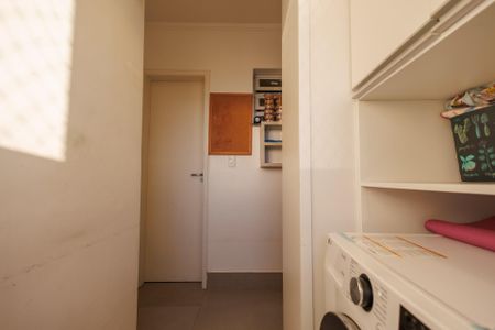 Apartamento para alugar com 161m², 3 quartos e 2 vagas Apartamento para alugar com 161m², 3 quartos e 2 vagasÁrea de Serviço