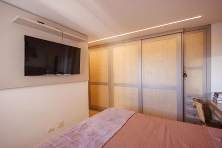Apartamento para alugar com 161m², 3 quartos e 2 vagas Apartamento para alugar com 161m², 3 quartos e 2 vagasSuíte 1