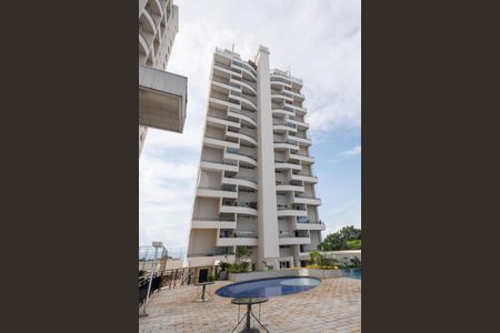 Apartamento para alugar com 161m², 3 quartos e 2 vagas Apartamento para alugar com 161m², 3 quartos e 2 vagasPiscina