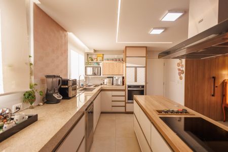 Apartamento para alugar com 161m², 3 quartos e 2 vagas Apartamento para alugar com 161m², 3 quartos e 2 vagasCozinha