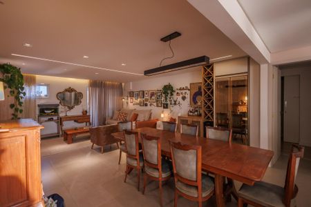 Sala de apartamento para alugar com 3 quartos, 161m² em Vila Costa, Taubaté