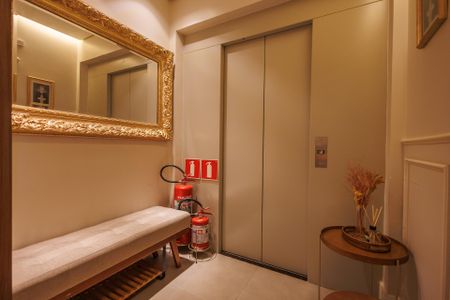 Apartamento para alugar com 161m², 3 quartos e 2 vagas Apartamento para alugar com 161m², 3 quartos e 2 vagasHall de entrada