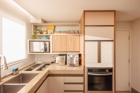 Apartamento para alugar com 161m², 3 quartos e 2 vagas Apartamento para alugar com 161m², 3 quartos e 2 vagasCozinha