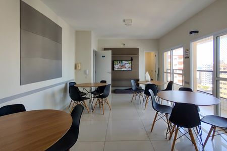 Apartamento para alugar com 44m², 1 quarto e 1 vaga Apartamento para alugar com 44m², 1 quarto e 1 vagaÁrea comum - Salão de festas
