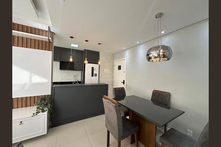 Apartamento à venda com 51m², 2 quartos e 1 vaga Apartamento à venda com 51m², 2 quartos e 1 vagaSala
