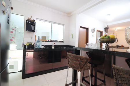Casa para alugar com 110m², 2 quartos e 3 vagasCozinha