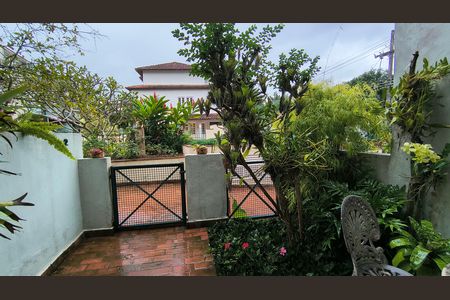 Casa de condomínio à venda com 151m², 3 quartos e 2 vagas Casa de condomínio à venda com 151m², 3 quartos e 2 vagasÁrea externa