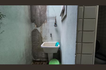 Casa de condomínio à venda com 151m², 3 quartos e 2 vagas Casa de condomínio à venda com 151m², 3 quartos e 2 vagasÁrea de Serviço